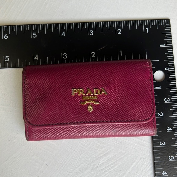 Auth. PRADA Gather Leather 6 Ring Key Case Wallet Pink Gold Tone Hardware Logo - Picture 11 of 17